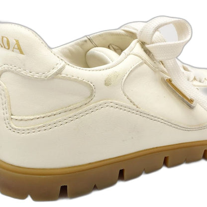 PRADA プラダ スニーカー ローカット トライアングルロゴ 1E709N サイズ38 レザー アイボリー レディース/181981【中古】