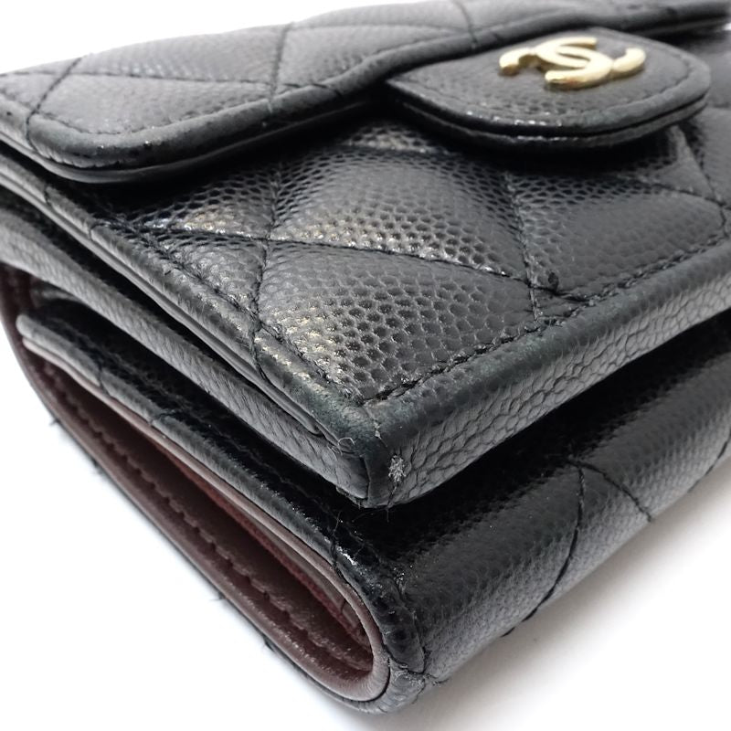 【中古】CHANEL シャネル 三つ折り財布 AP0230 スモールフラップウォレット タイムレスクラシックライン キャビアスキン ブラック レディース /181997