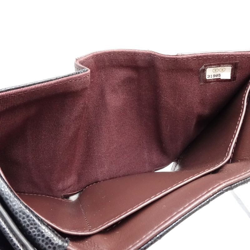 【中古】CHANEL シャネル 三つ折り財布 AP0230 スモールフラップウォレット タイムレスクラシックライン キャビアスキン ブラック レディース /181997
