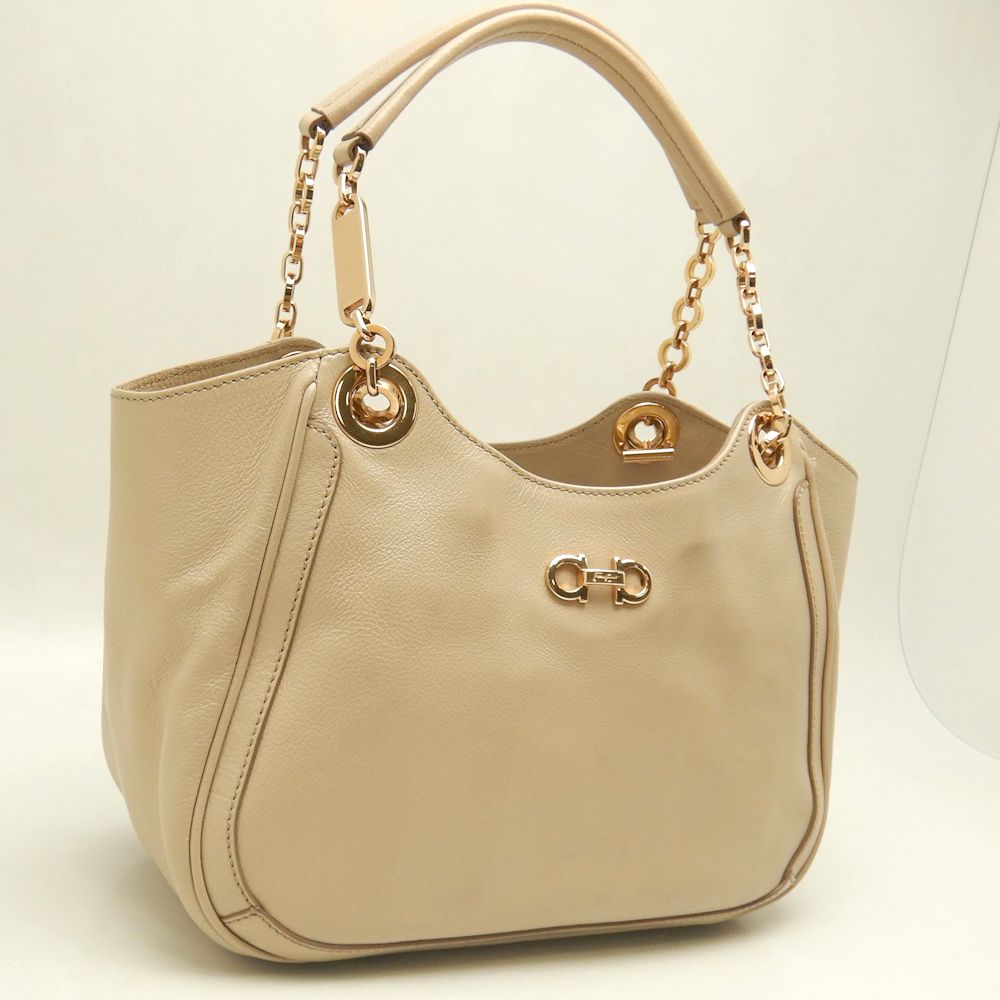 Salvatore Ferragamo サルヴァトーレフェラガモ AU-21B992 ハンドバッグ レザー ベージュ レディース /253387【中古】