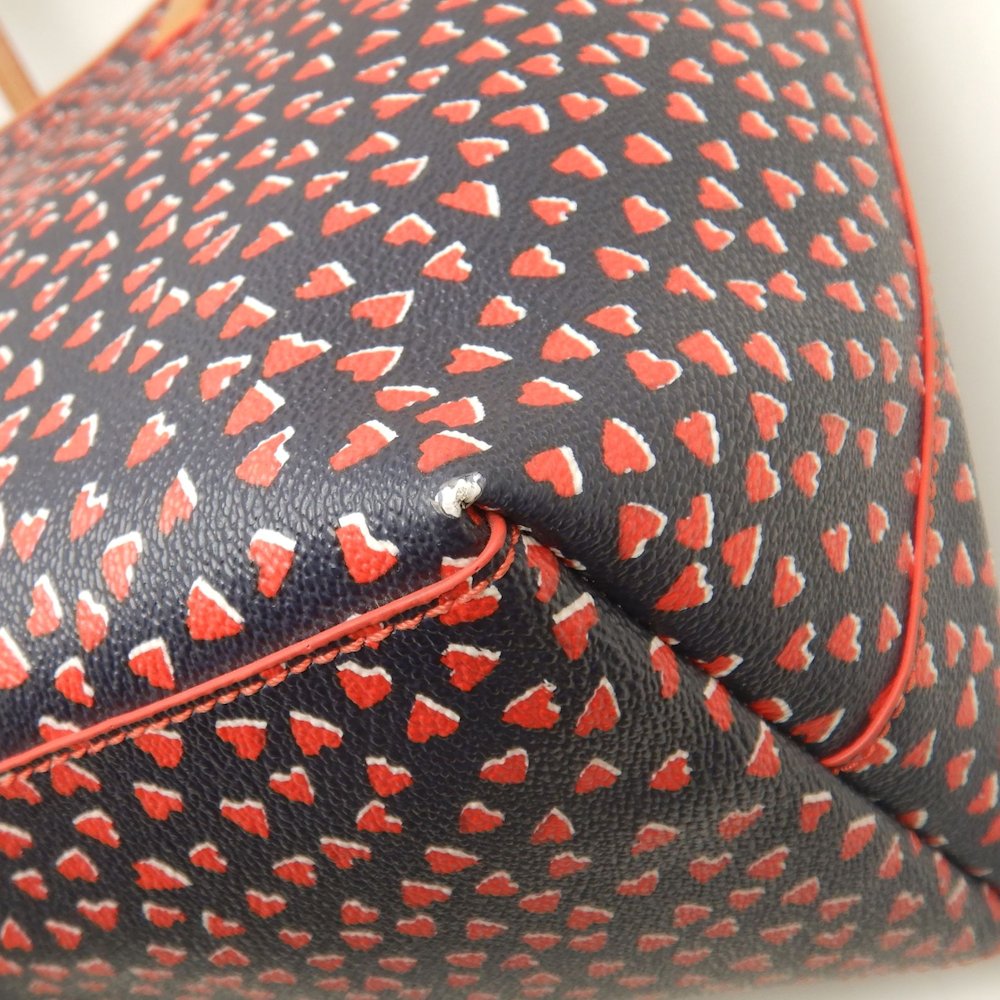 Tory Burch トリーバーチ ハート総柄 トートバッグ PVCコーティングキャンバス レッド ブラック レディース /253695【中古】