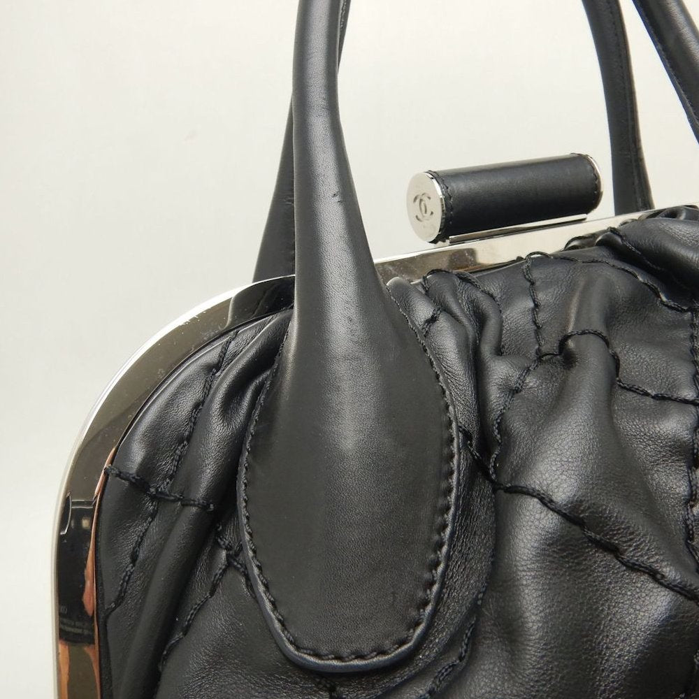 CHANEL シャネル ワイルドステッチ ガマ口 ハンドバッグ ラムスキン ブラック レディース /253803【中古】