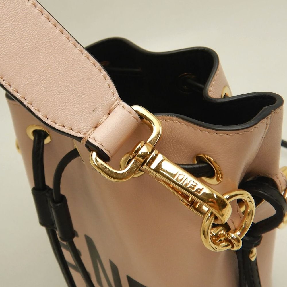 FENDI フェンディ モントレゾール 8BS010 ショルダーバッグ レザー ピンク ブラック レディース /253814【中古】