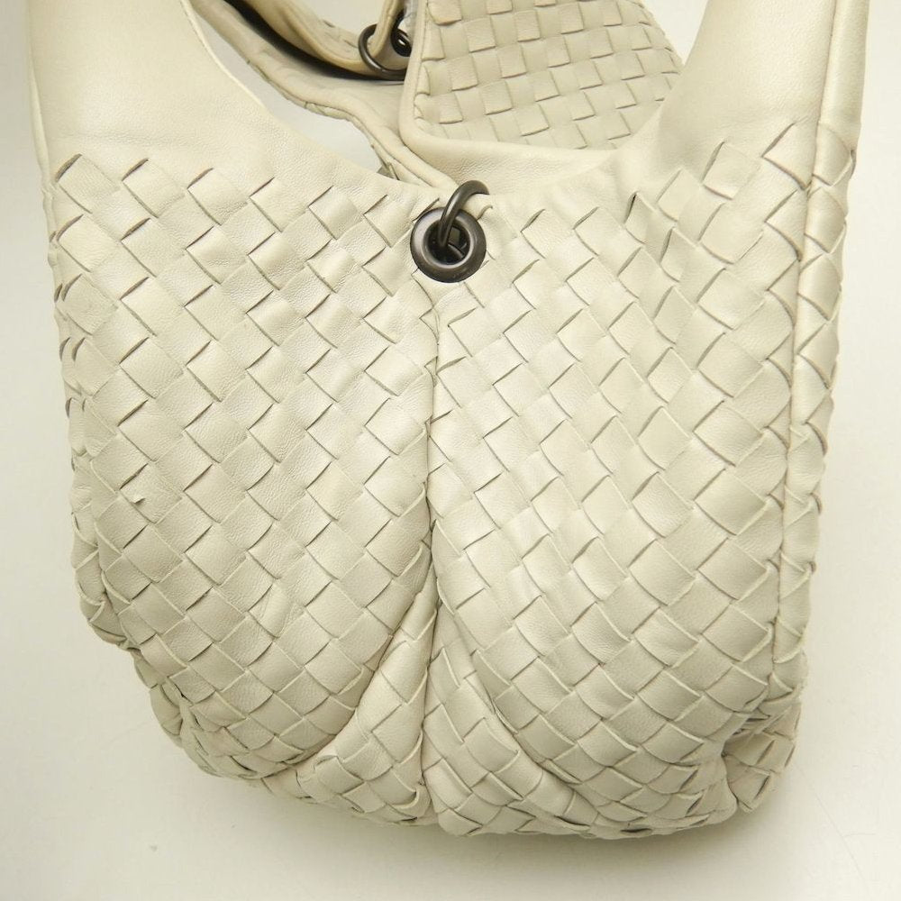 BOTTEGAVENETA ボッテガヴェネタ イントレチャート 125787 ショルダーバッグ レザー アイボリー レディース /253849【中古】