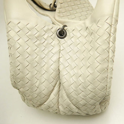 BOTTEGAVENETA ボッテガヴェネタ イントレチャート 125787 ショルダーバッグ レザー アイボリー レディース /253849【中古】