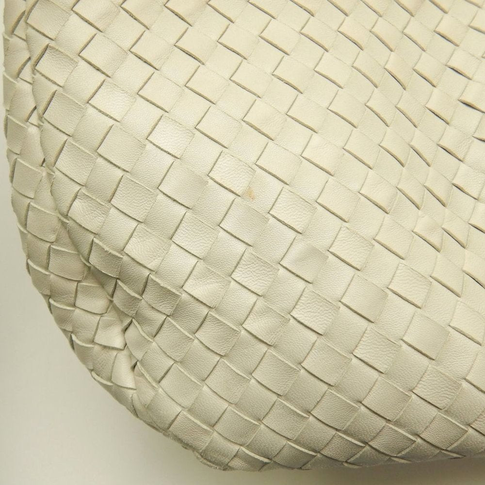 BOTTEGAVENETA ボッテガヴェネタ イントレチャート 125787 ショルダーバッグ レザー アイボリー レディース /253849【中古】