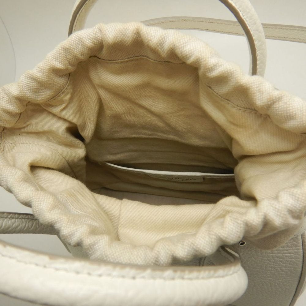 Maison Margiela メゾンマルジェラ 5AC ドローストリングバッグ SB3WD0005 ハンドバッグ レザーxキャンバス ホワイト レディース /253872【中古】