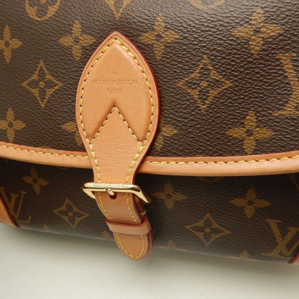 LOUIS VUITTON ルイヴィトン モノグラム ディアヌ NM PM M46049 ショルダーバッグ ブラウン レディース /253881【中古】