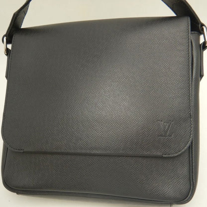 LOUIS VUITTON ルイヴィトン タイガ ロマンPM M32726 ショルダーバッグ ノワール メンズ /253893【中古】