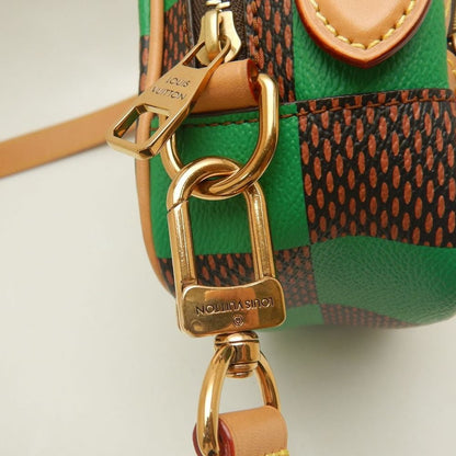 LOUIS VUITTON ルイヴィトン ダミエポップ チェスメッセンジャー N40563 ショルダーバッグ ヴェール レディース /253894【中古】