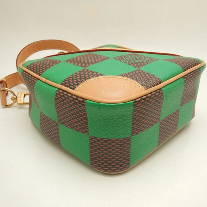 LOUIS VUITTON ルイヴィトン ダミエポップ チェスメッセンジャー N40563 ショルダーバッグ ヴェール レディース /253894【中古】