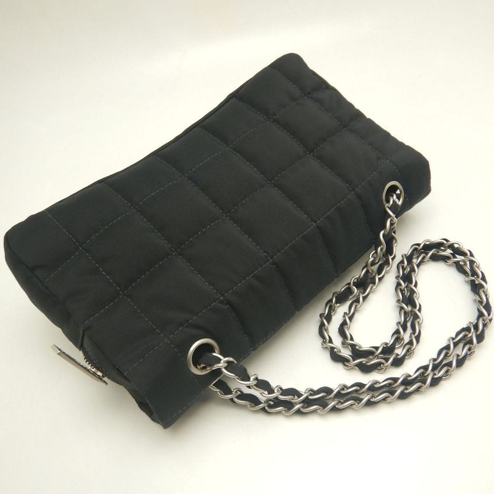 CHANEL シャネル チョコバー チェーンショルダー ショルダーバッグ ナイロンキャンバス ブラック レディース /253901【中古】
