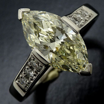 ダイヤモンド リング 指輪 15.5号 イエローダイヤモンド2.128ct マーキスカット UNDERN.SI1 ダイヤモンド0.177ct Pt900プラチナ / 64955【中古】【FJ】
